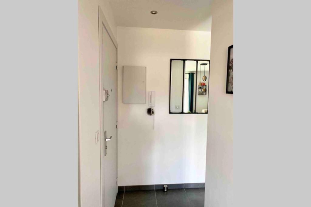 Le Continental Beau T2 Plein Centre + Parking Apartment อานซี ภายนอก รูปภาพ
